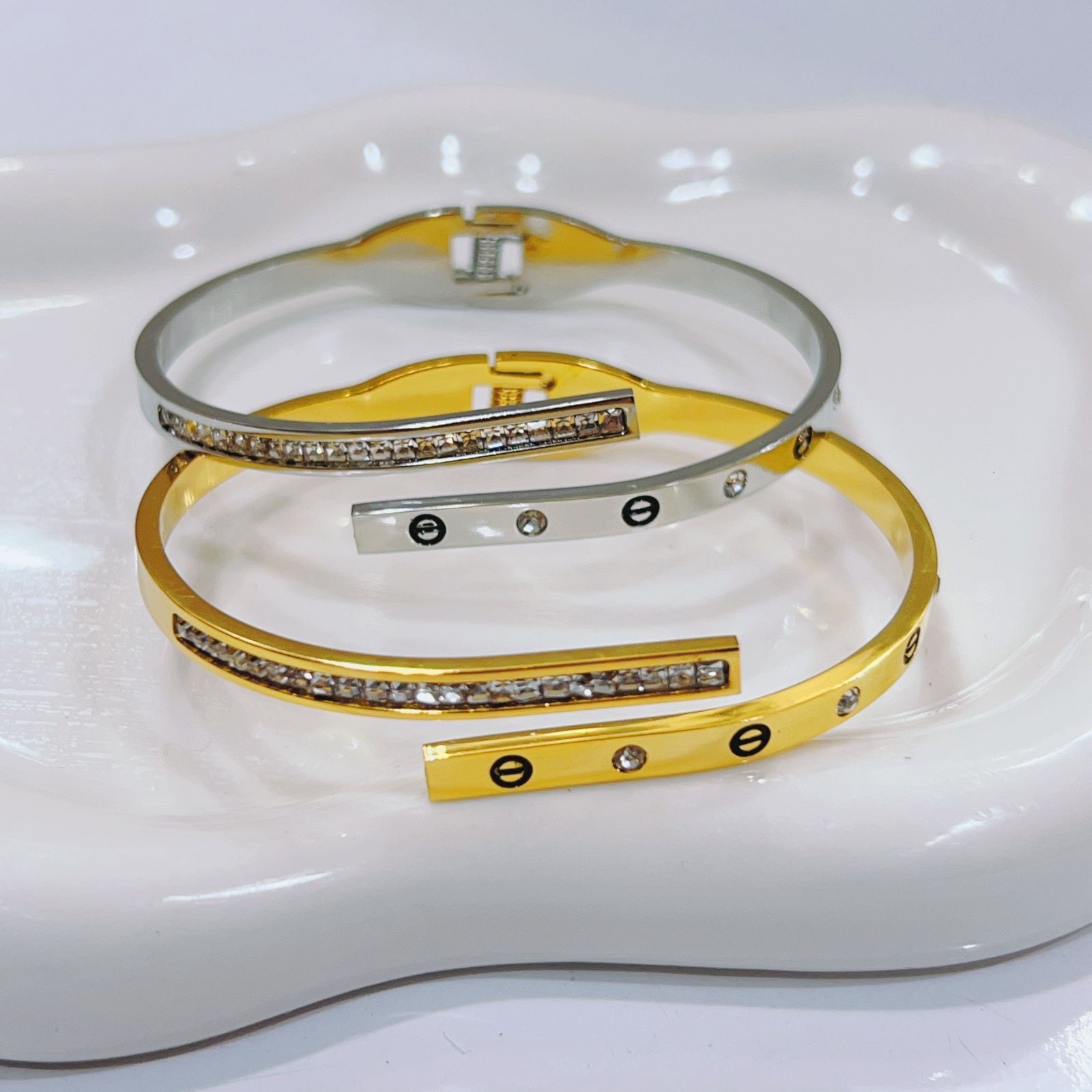 4b941fc2-c587-415a-b486-a6d02d1e6511