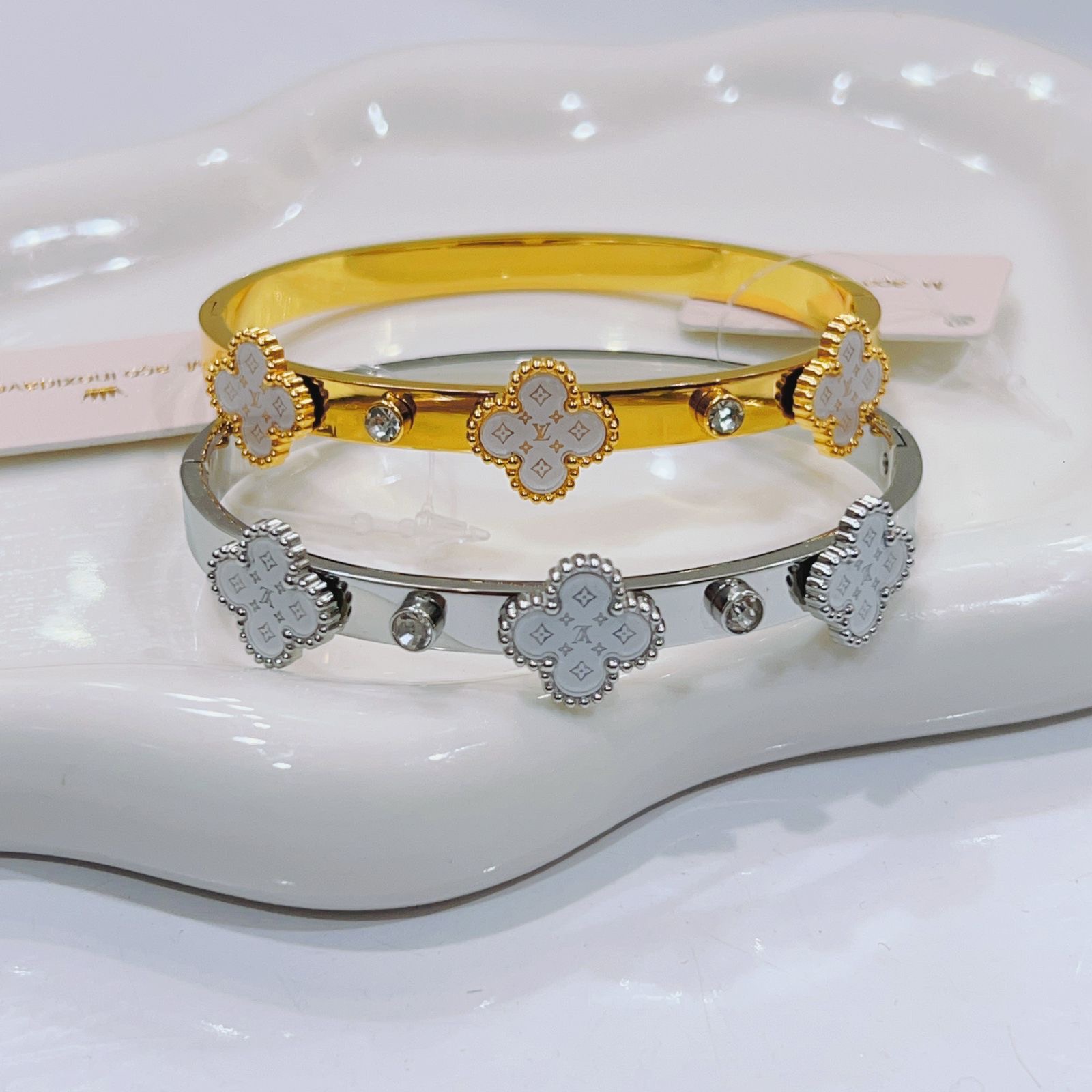 50246748-a8ff-4cac-965a-d697dc6c9a8c