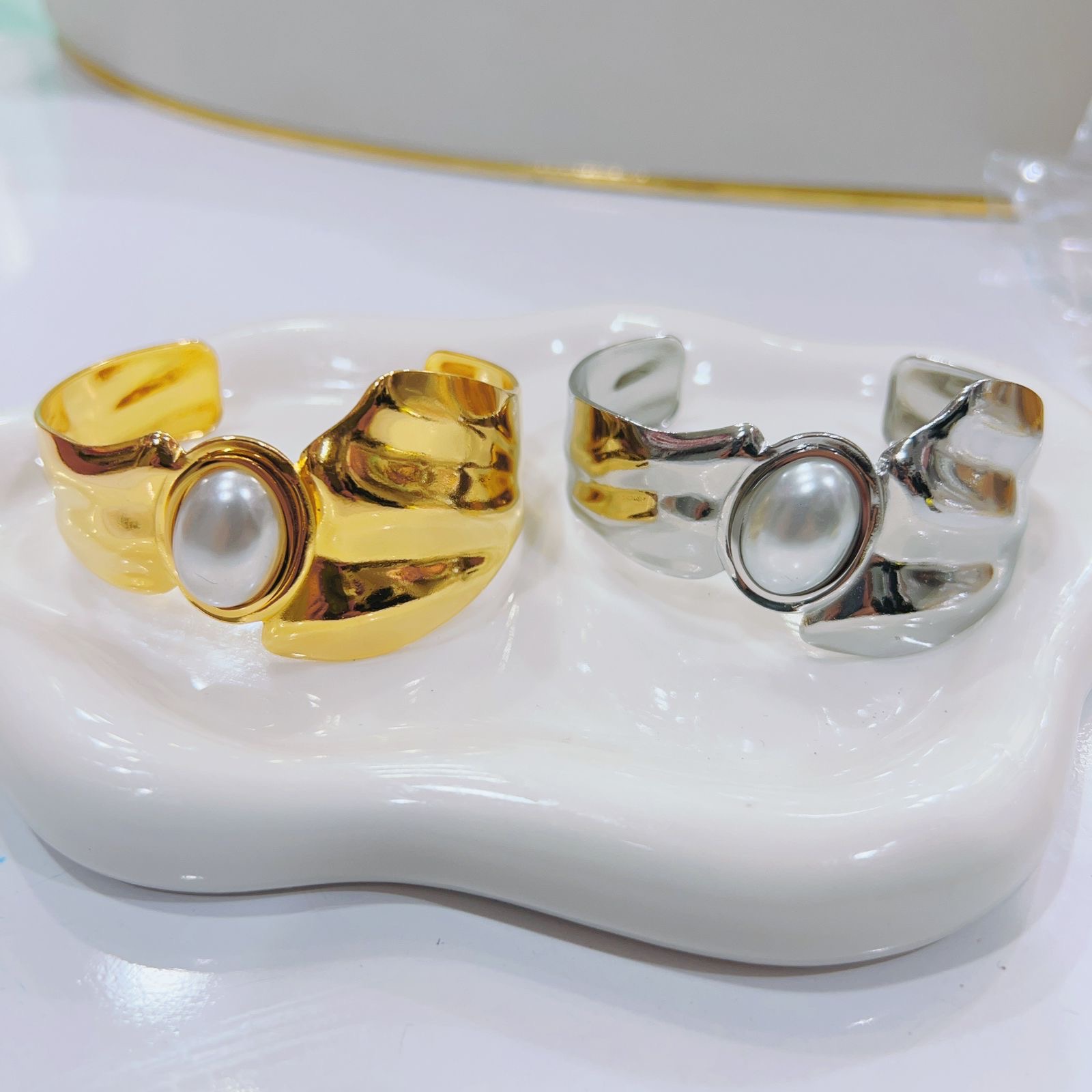 699fbd65-eb51-4914-841a-ab8d16a5f41a