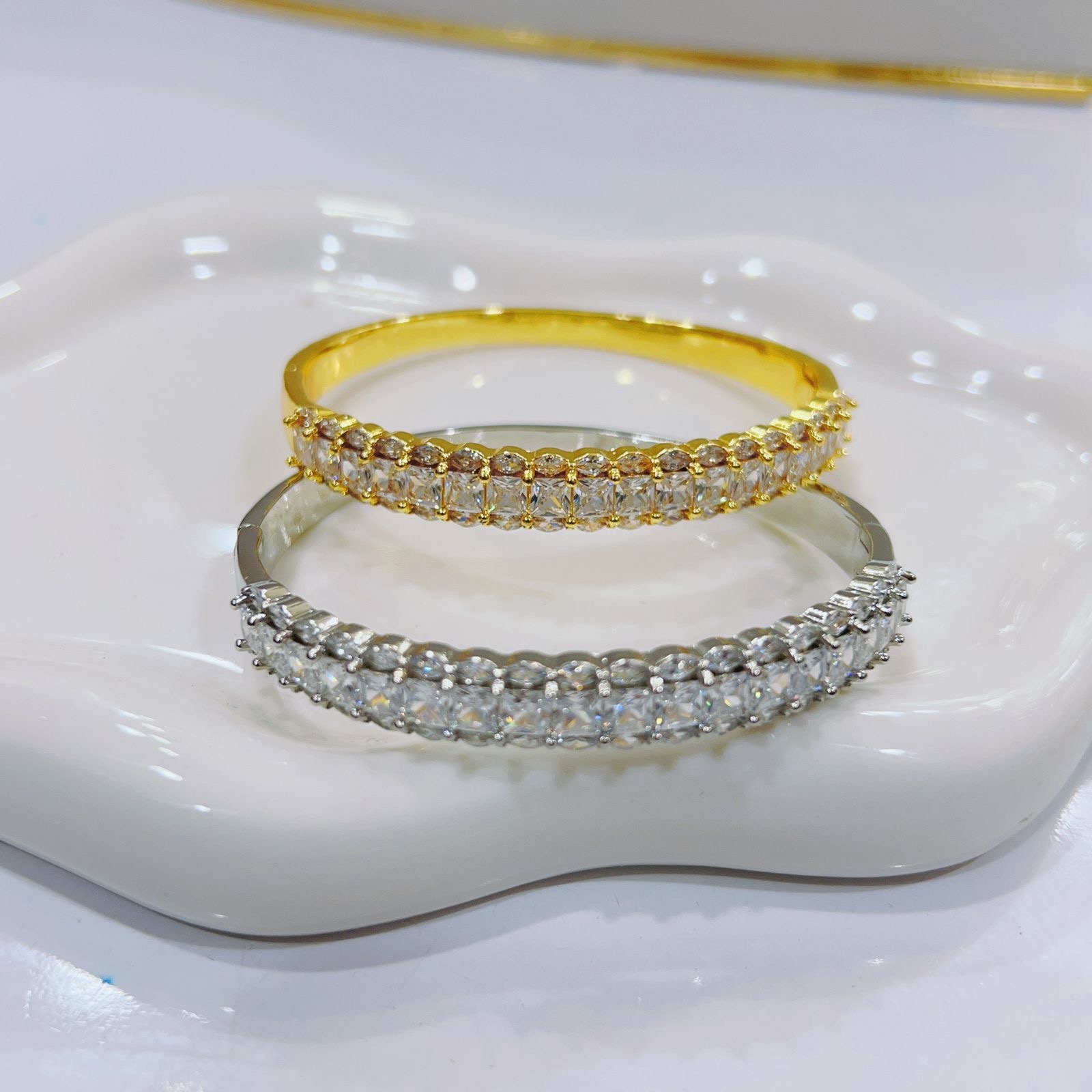 6f89e998-a1b5-4e6a-88f0-048372ed5df4