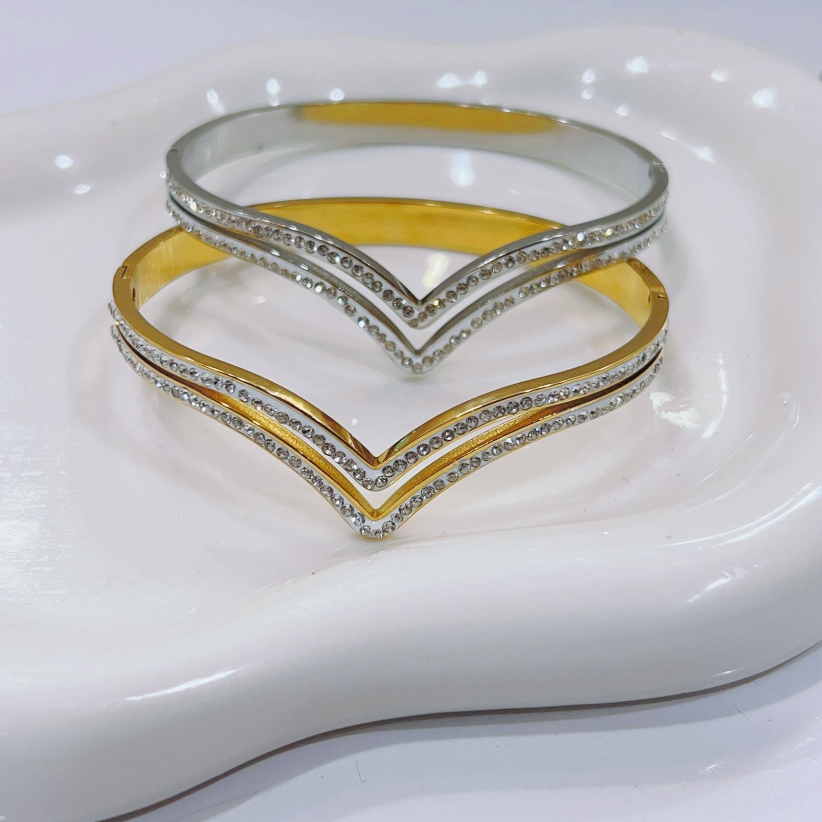 9c1bd51a-a0f5-405b-9607-5287321d647d