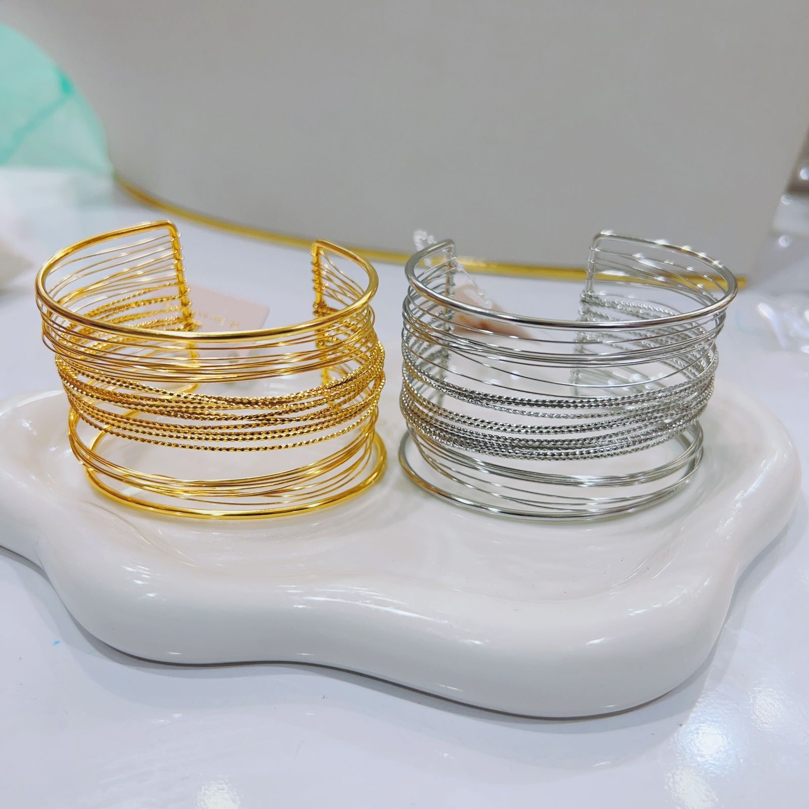 cf1056ed-1691-49a5-9f42-b92b0acbdfb1