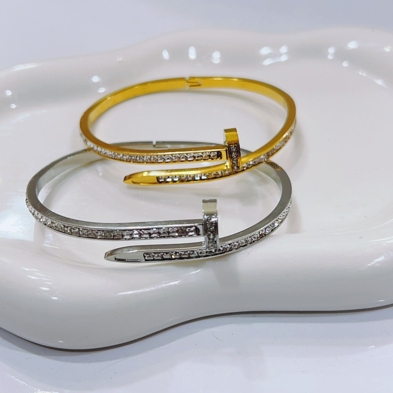 d6483a66-0acb-4cf0-b44f-edd43130db89