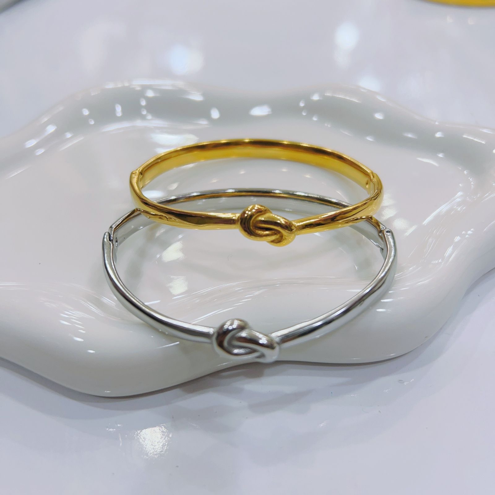 cf29edeb-5ff4-4f7c-8a8a-6e44e6a15d4c