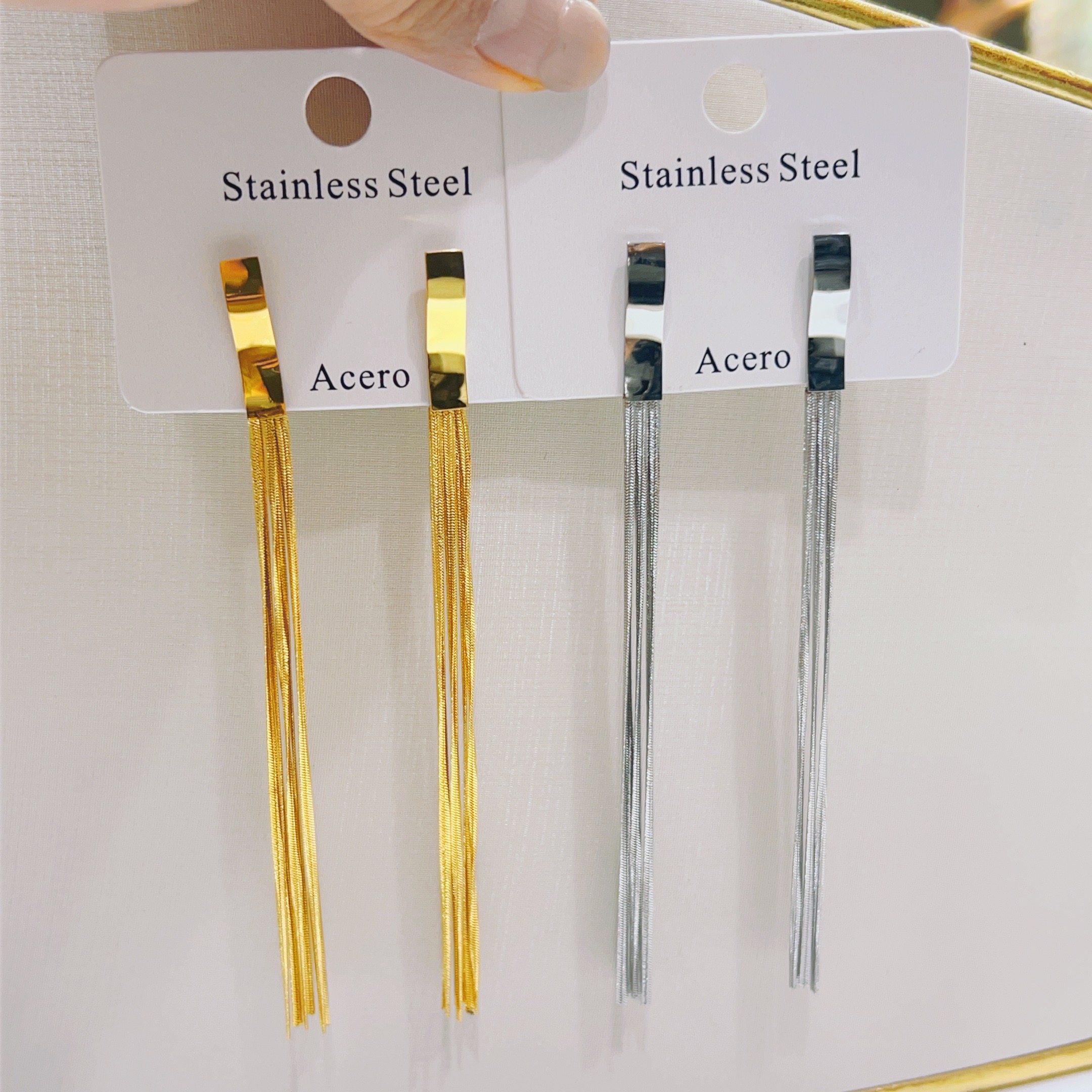 0128E48C-EC4C-4337-9FAB-F484FC1E64EA