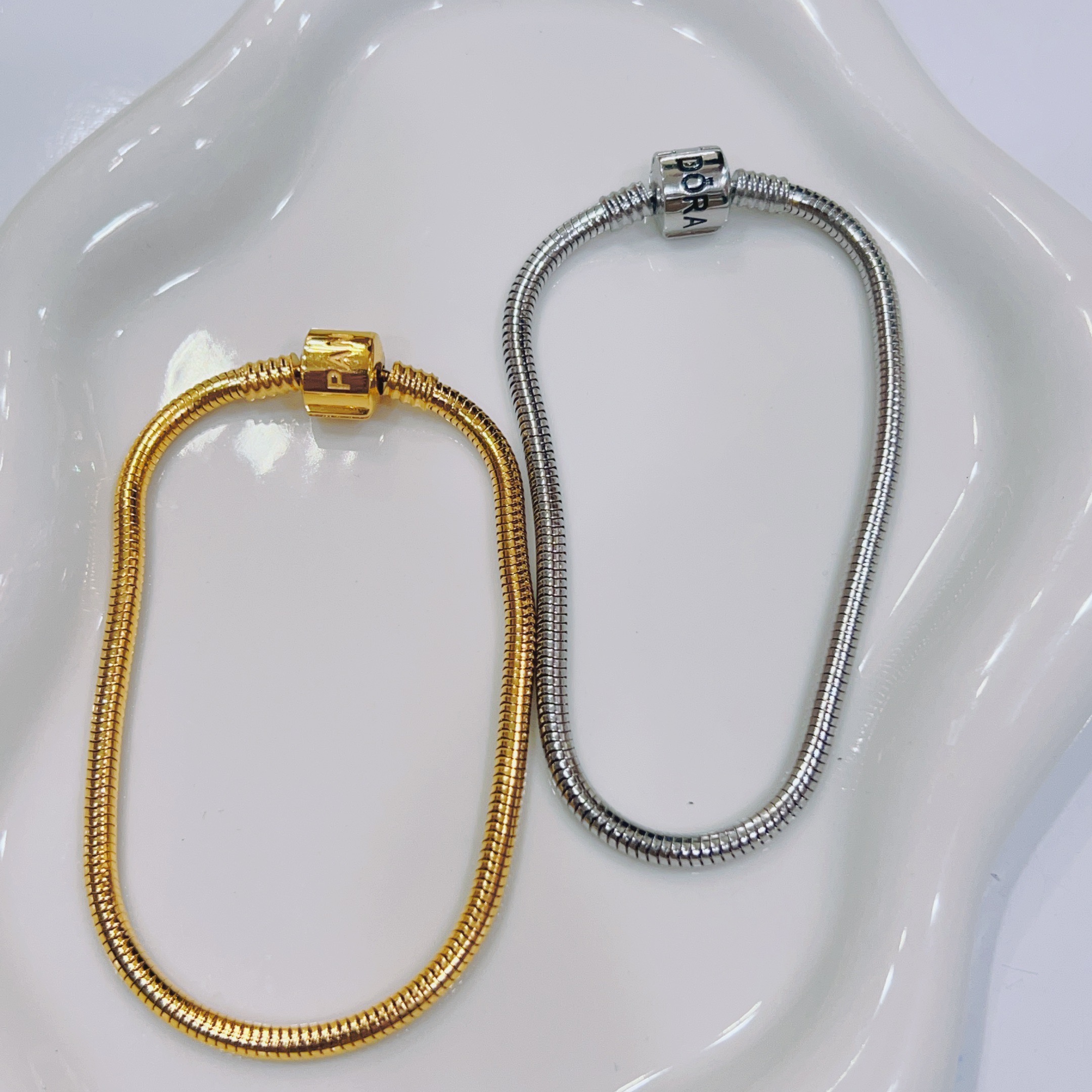 4F919E91-080C-4FA3-AA6A-32C53C3F1775