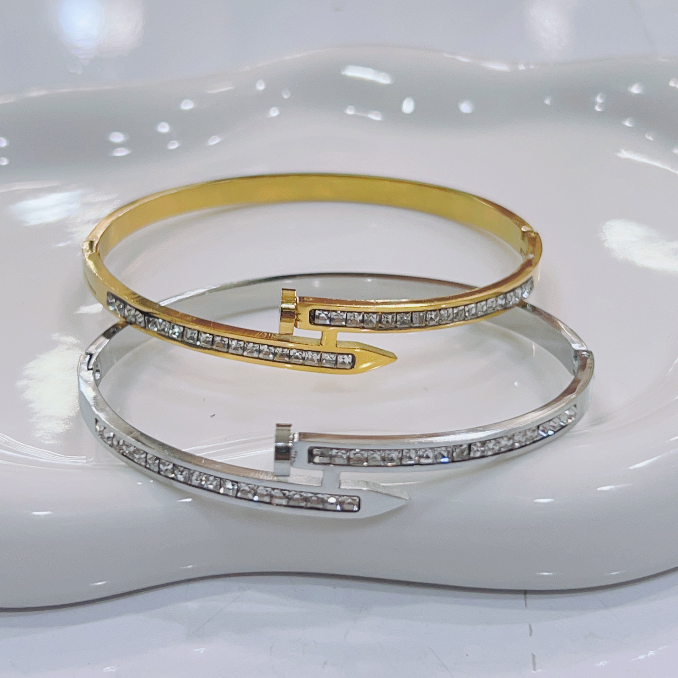 972A1B24-92D1-433E-86BE-338ABB38DEEC