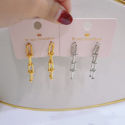 Brinco de aço