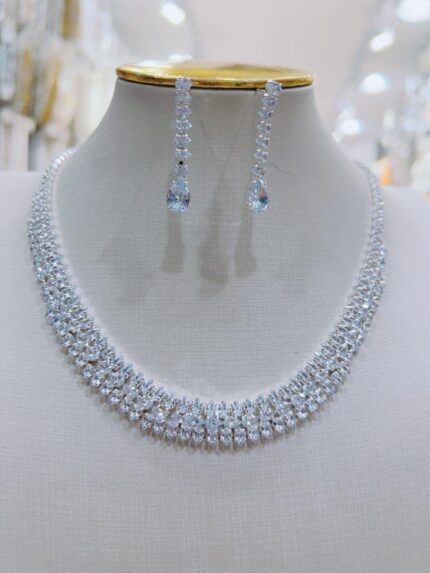 Colar de festa strass