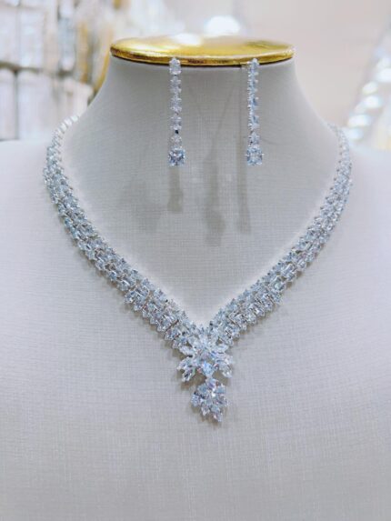 Colar de festa strass