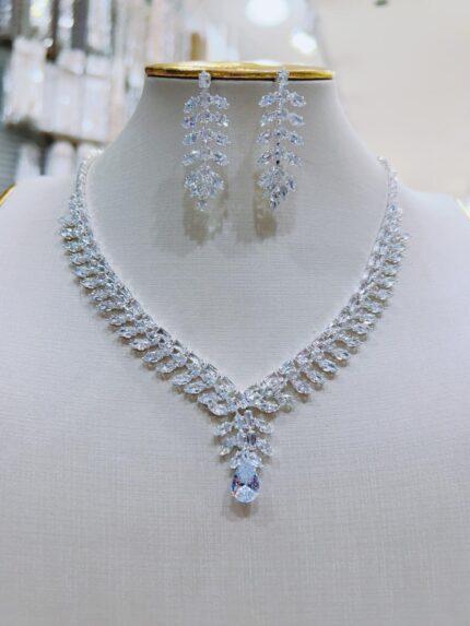 Colar de festa strass