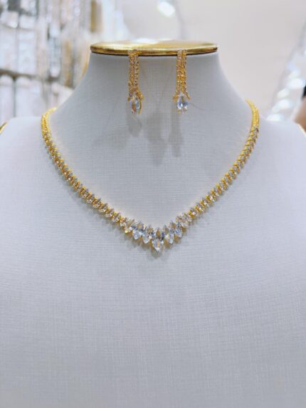 Colar de festa strass