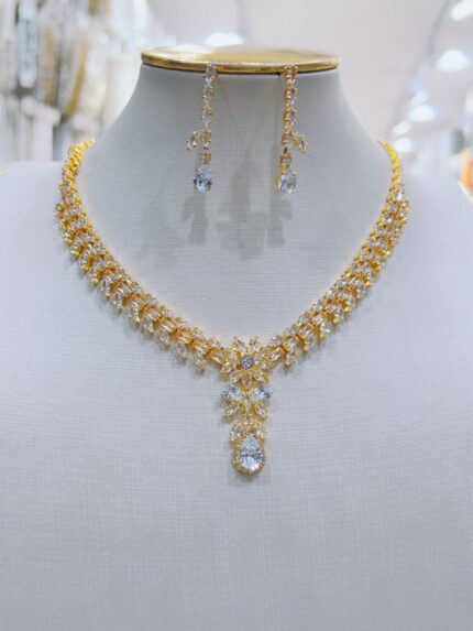 Colar de festa strass