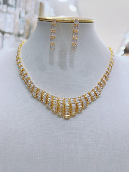 Colar de festa strass