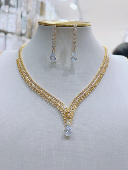 Colar de festa strass