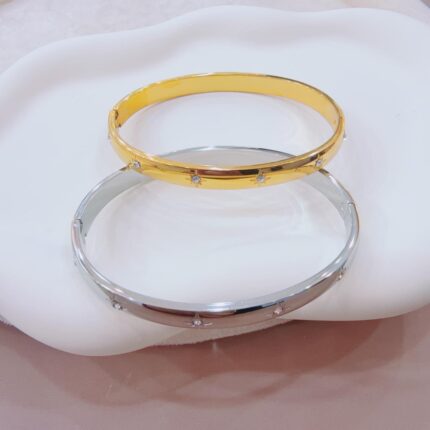 Bracelete de aço