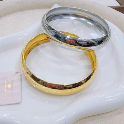 Bracelete de aço