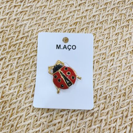 Broche de aço