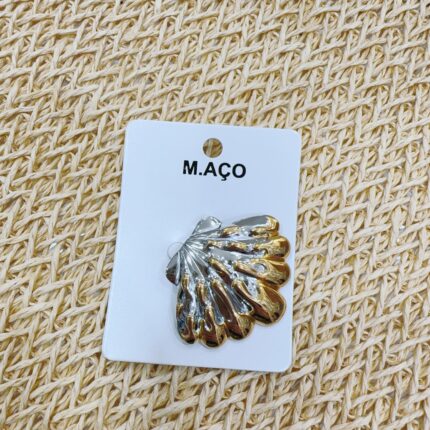 Broche de aço