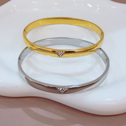 Bracelete de aço